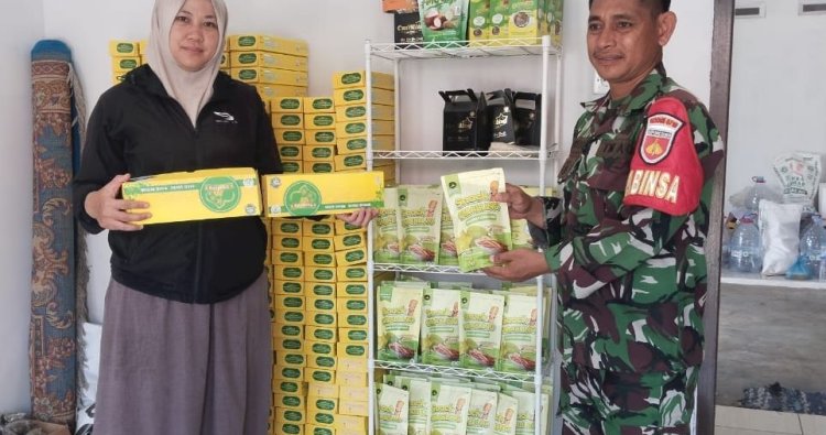 Babinsa Koramil 12/Mranggen Komsos Dengan Pelaku UMKM Di Wilayah Binaan