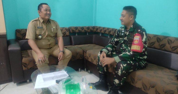 Sinergitas Dengan Pemdes, Babinsa Koramil 07/Gajah Komsos Dengan Kepala Desa
