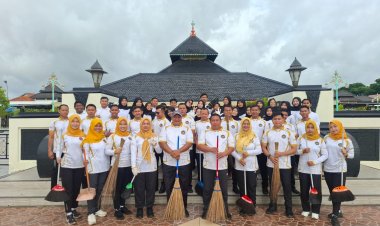 Rudem Bergerak, Aksi Bersih Masjid Agung Sambut Bulan Suci Ramadhan